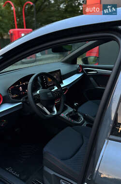 Хэтчбек SEAT Ibiza 2025 в 