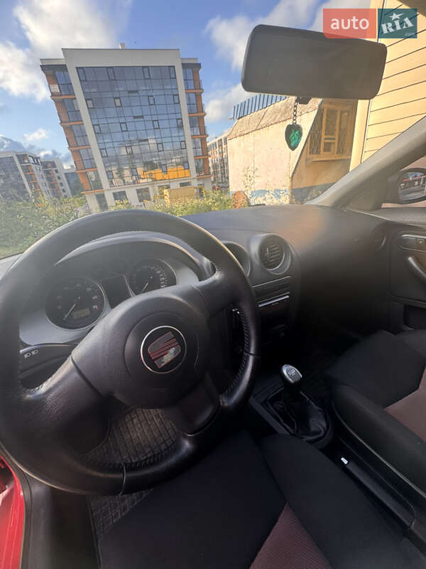 Хэтчбек SEAT Ibiza 2008 в Виннице