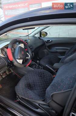 Хетчбек SEAT Ibiza 2010 в 