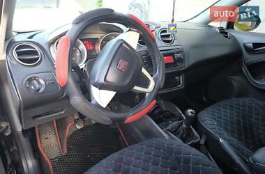 Хетчбек SEAT Ibiza 2010 в 