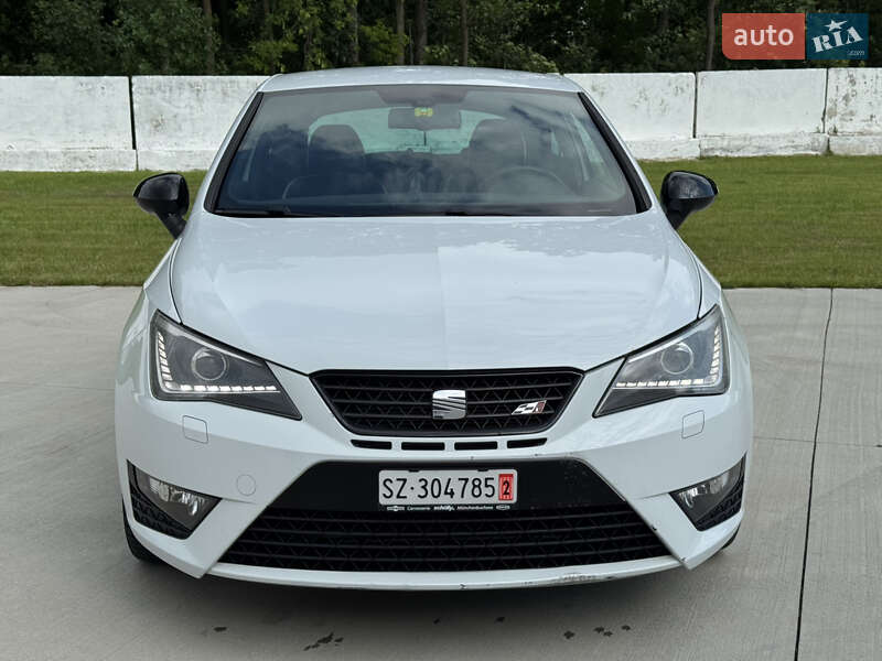 Хэтчбек SEAT Ibiza 2013 в Луцке