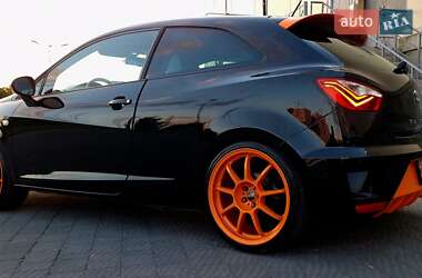 Хэтчбек SEAT Ibiza 2012 в 