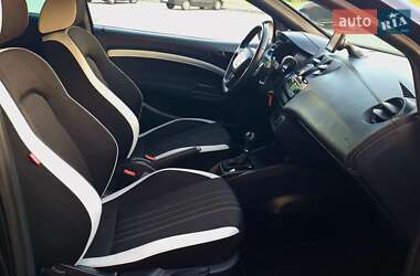 Хэтчбек SEAT Ibiza 2012 в 