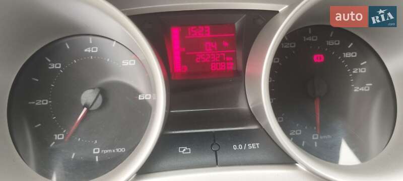 Хэтчбек SEAT Ibiza 2010 в Житомире