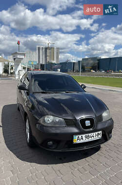 Хэтчбек SEAT Ibiza 2008 в Киеве