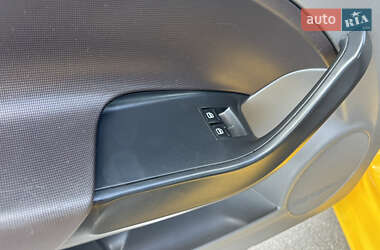 Хэтчбек SEAT Ibiza 2011 в 