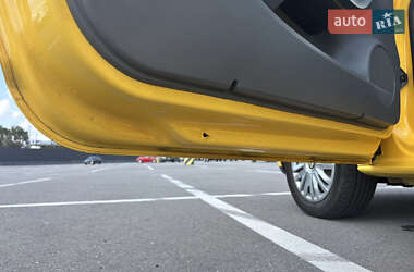 Хэтчбек SEAT Ibiza 2011 в 