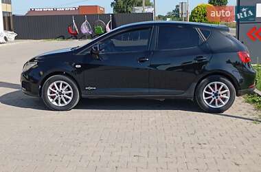 Хетчбек SEAT Ibiza 2011 в Снятині