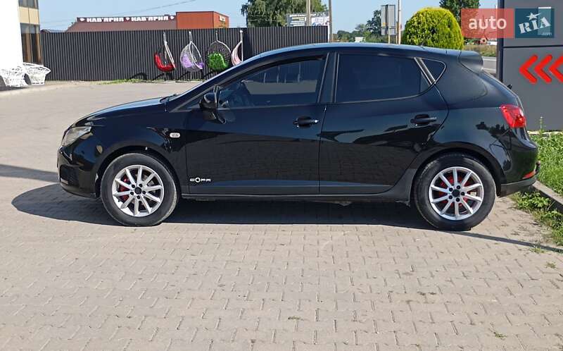 SEAT Ibiza 2011 SEAT Ibiza 2011