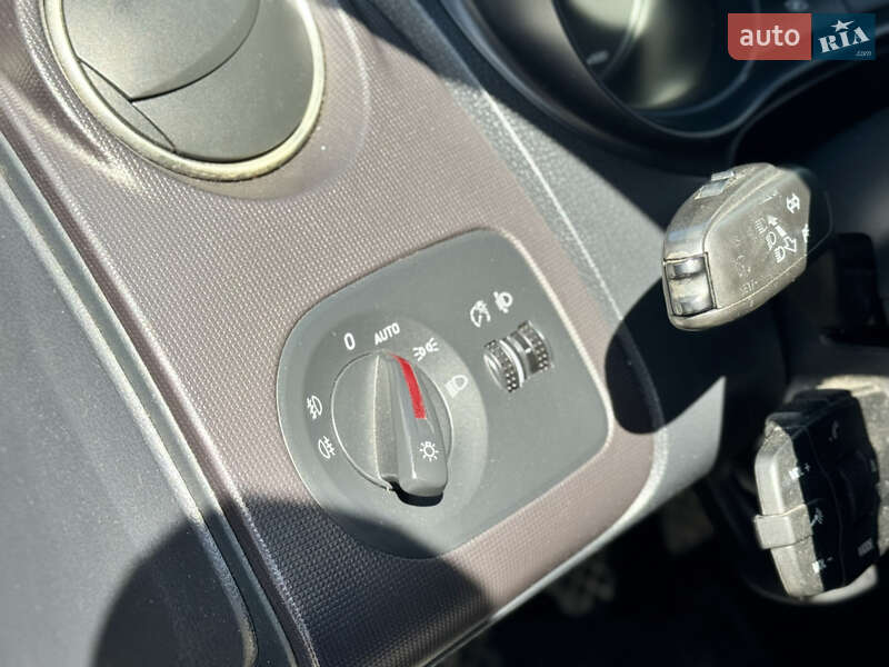 Универсал SEAT Ibiza 2012 в Самборе фото 13 Универсал SEAT Ibiza 2012 в Самборе