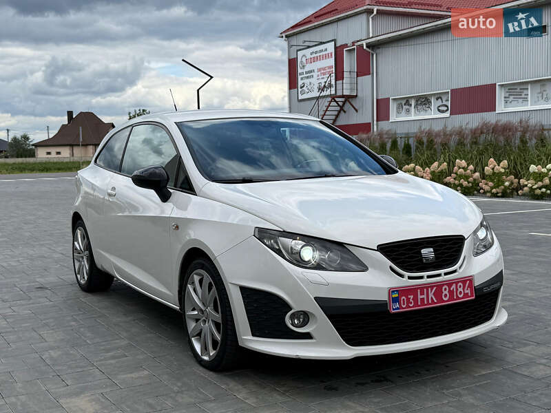 Хэтчбек SEAT Ibiza 2010 в Луцке