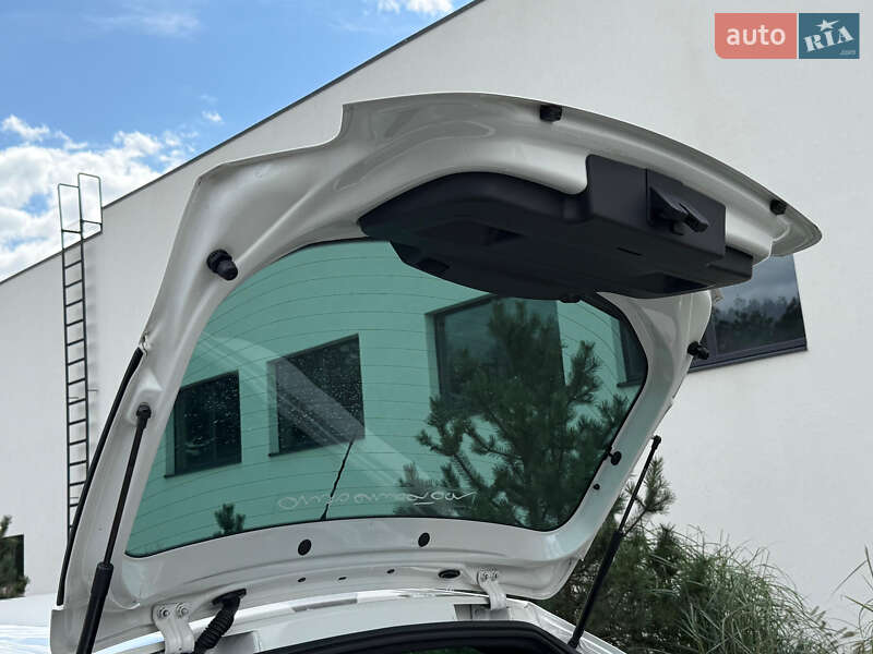 Хэтчбек SEAT Ibiza 2010 в Луцке