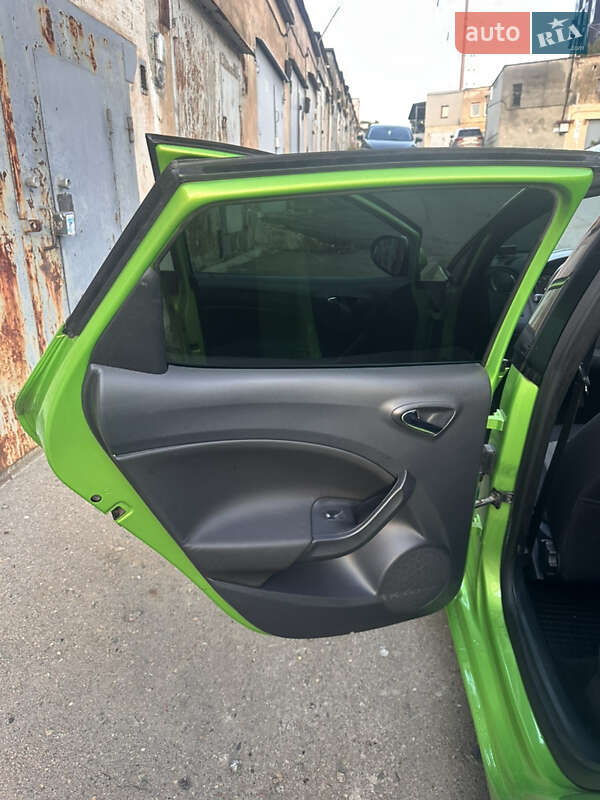 Хэтчбек SEAT Ibiza 2014 в Львове фото 12 Хэтчбек SEAT Ibiza 2014 в Львове