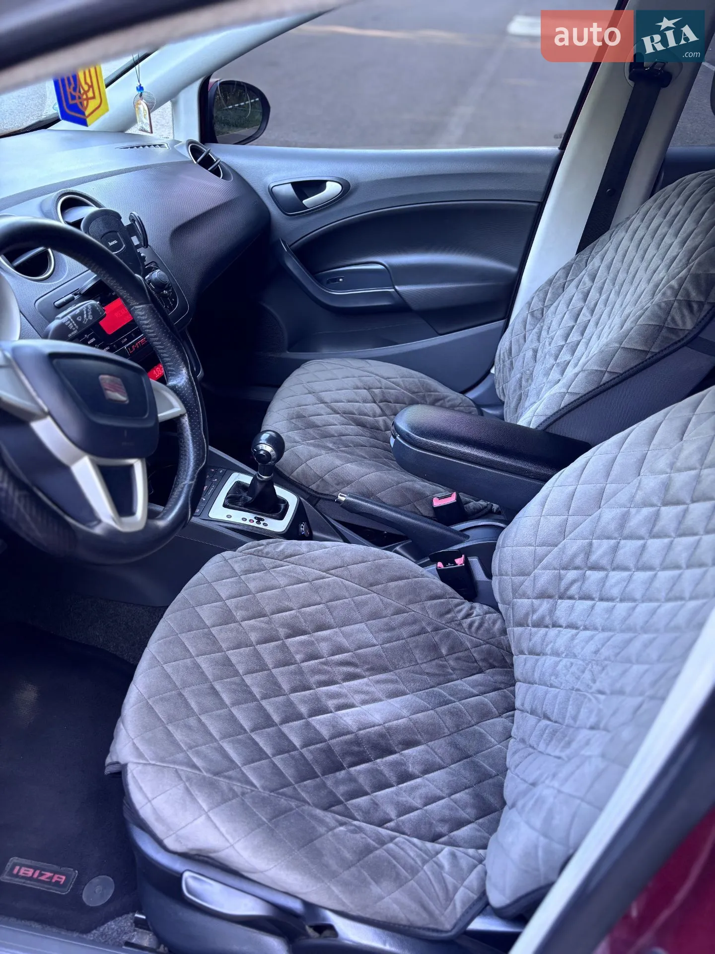 2011 SEAT Ibiza - мініатюра 25