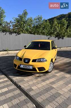 Хэтчбек SEAT Ibiza 2008 в Сваляве