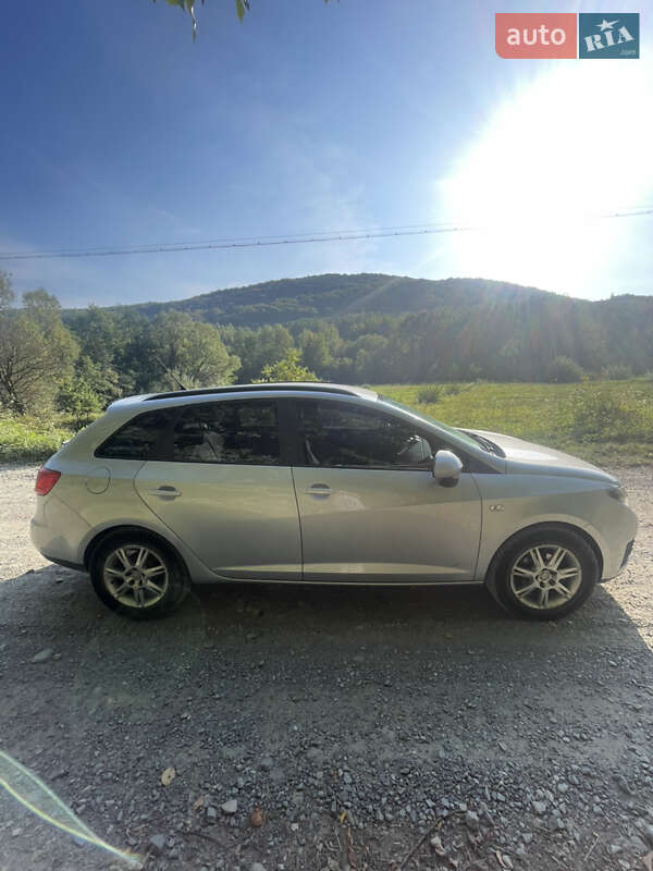 Хэтчбек SEAT Ibiza 2012 в Коломые