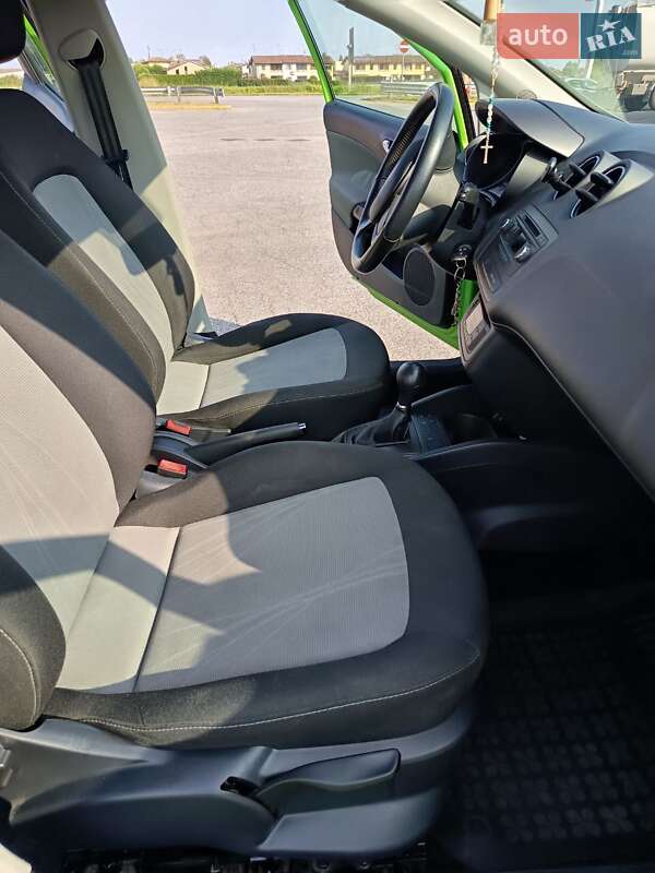 Хетчбек SEAT Ibiza 2013 в Києві фото 7 Хетчбек SEAT Ibiza 2013 в Києві