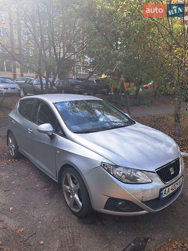 Хетчбек SEAT Ibiza 2010 в Києві