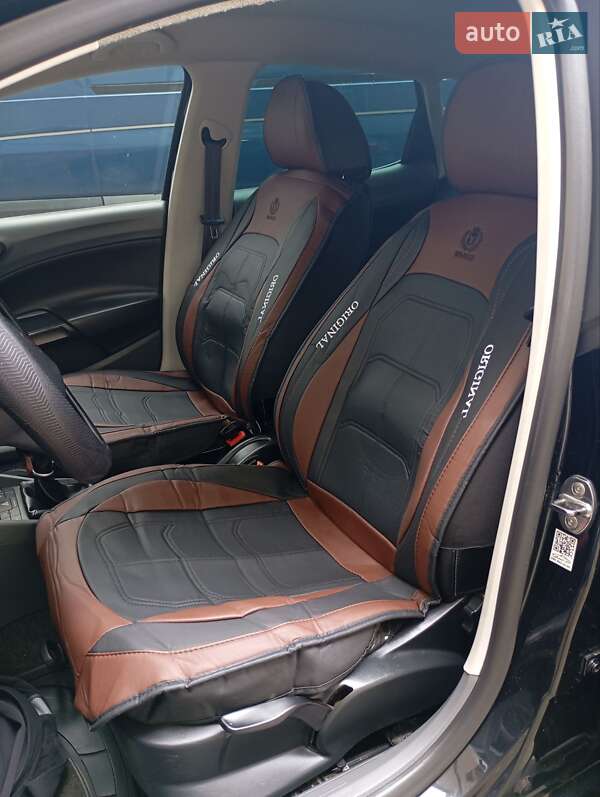 Хетчбек SEAT Ibiza 2011 в Снятині