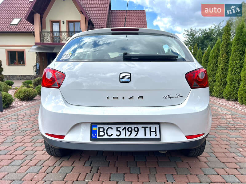 Хетчбек SEAT Ibiza 2008 в Новояворівську
