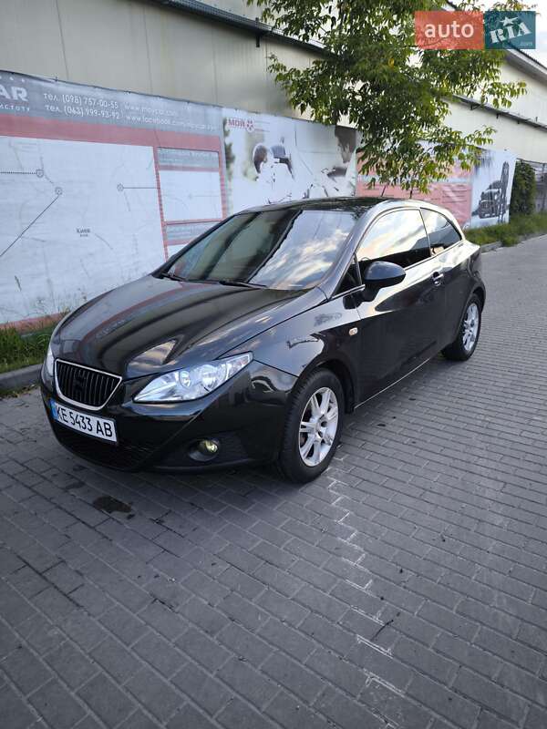 Хэтчбек SEAT Ibiza 2010 в Киеве