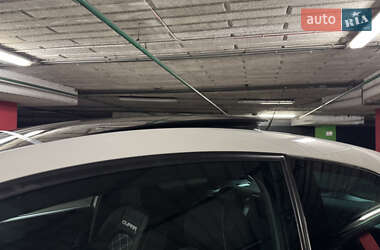 Хэтчбек SEAT Ibiza 2010 в 