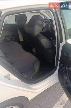 Хэтчбек SEAT Ibiza 2015 в 