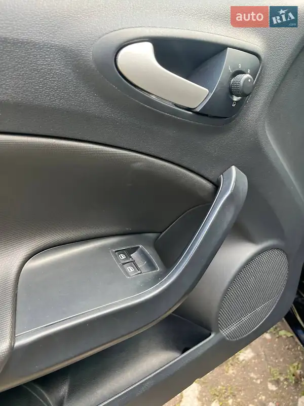 SEAT Ibiza 2010 VIN VSSZZZ6JZBR007419 фото оголошення 12 з 56