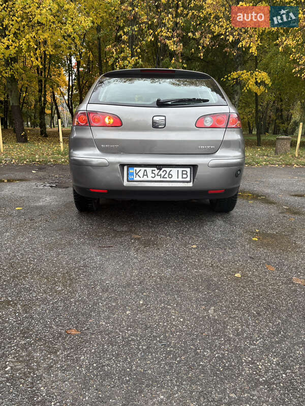 Хэтчбек SEAT Ibiza 2004 в Киеве фото 5 Хэтчбек SEAT Ibiza 2004 в Киеве