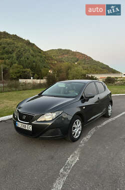 Хетчбек SEAT Ibiza 2011 в Мукачевому