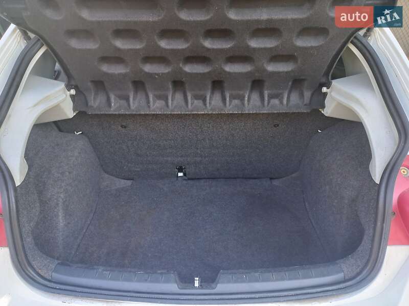 Хетчбек SEAT Ibiza 2010 в Черкасах фото 10 Хетчбек SEAT Ibiza 2010 в Черкасах
