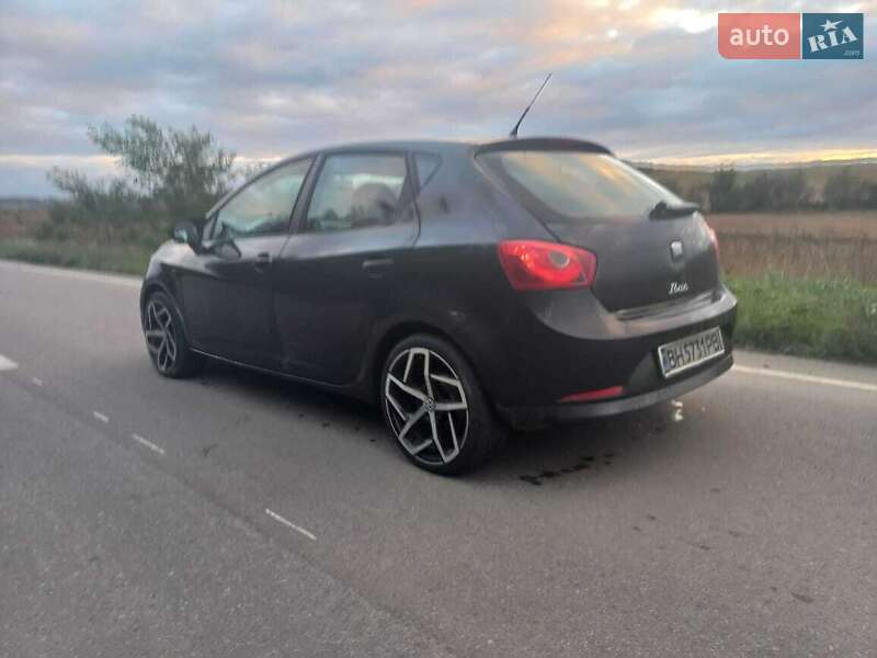 Хэтчбек SEAT Ibiza 2011 в Герце фото 6 Хэтчбек SEAT Ibiza 2011 в Герце