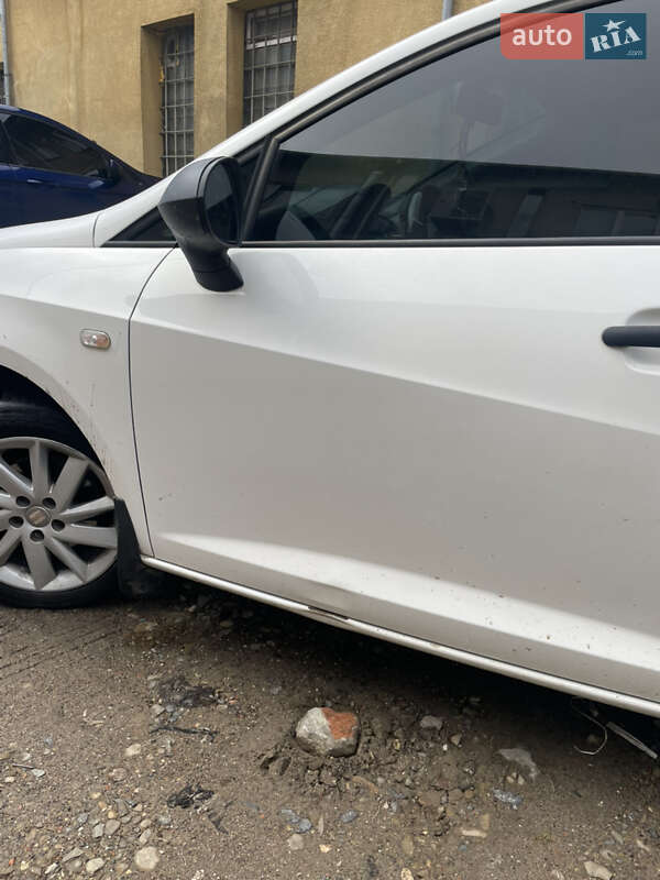 Хетчбек SEAT Ibiza 2013 в Львові фото 5 Хетчбек SEAT Ibiza 2013 в Львові