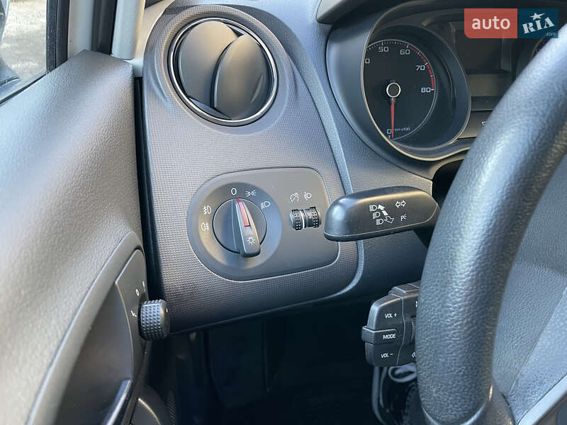 Хетчбек SEAT Ibiza 2013 в Львові фото 9 Хетчбек SEAT Ibiza 2013 в Львові