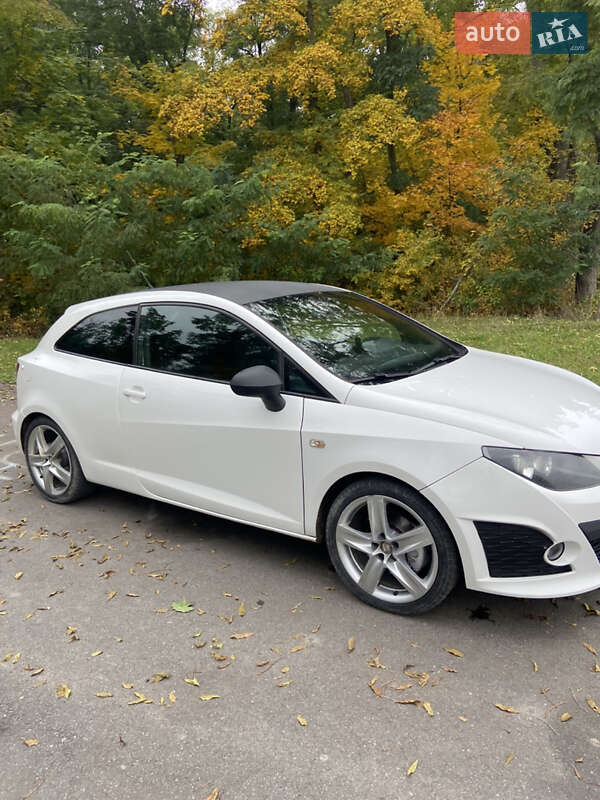 Хэтчбек SEAT Ibiza 2011 в Дунаевцах фото 33 Хэтчбек SEAT Ibiza 2011 в Дунаевцах