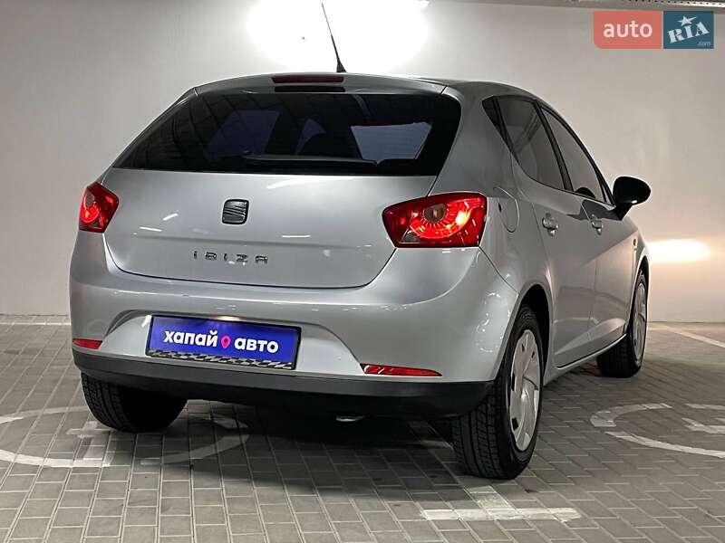 Хэтчбек SEAT Ibiza 2011 в Киеве фото 2 Хэтчбек SEAT Ibiza 2011 в Киеве