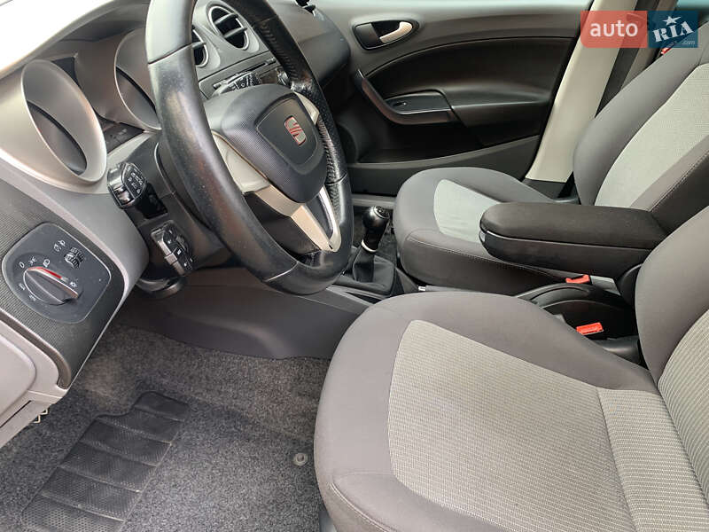 Универсал SEAT Ibiza 2010 в Измаиле фото 23 Универсал SEAT Ibiza 2010 в Измаиле