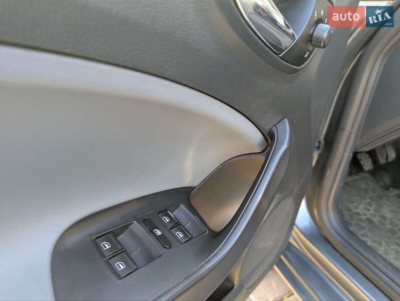 Универсал SEAT Ibiza 2015 в Харькове фото 14 Универсал SEAT Ibiza 2015 в Харькове