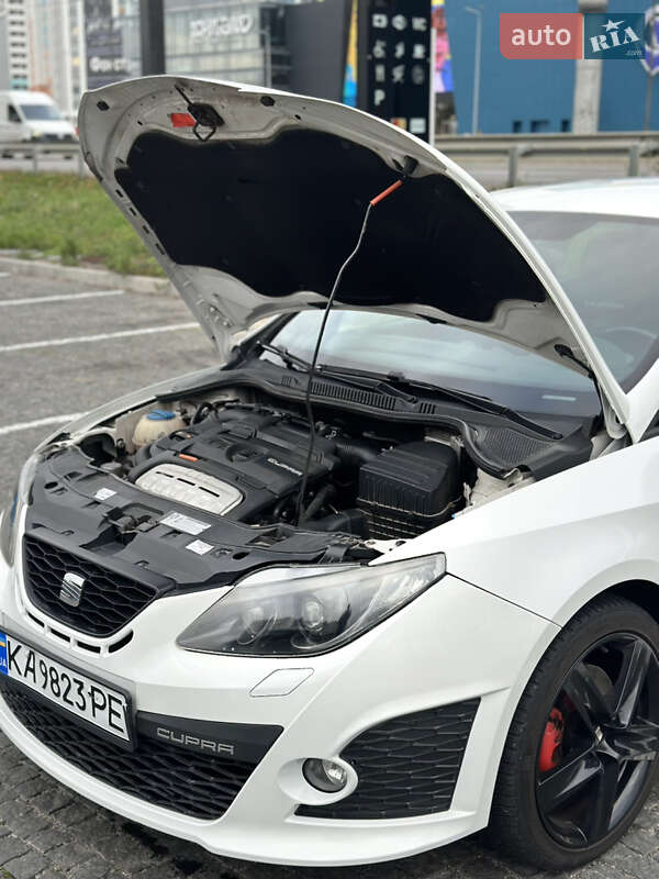 Хэтчбек SEAT Ibiza 2011 в Киеве фото 13 Хэтчбек SEAT Ibiza 2011 в Киеве