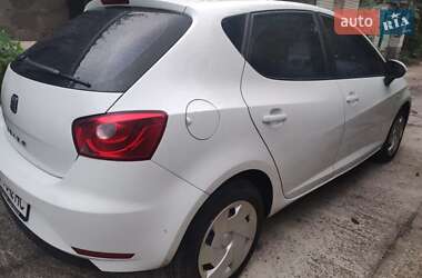 Хетчбек SEAT Ibiza 2014 в Запоріжжі