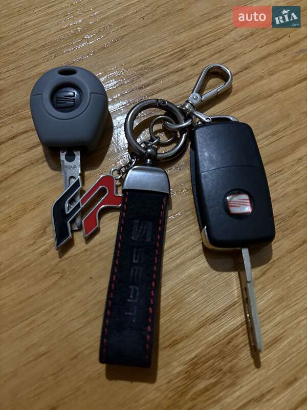 Хэтчбек SEAT Ibiza 2004 в Киеве