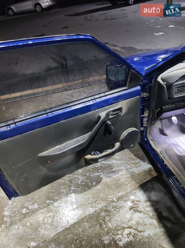 Хэтчбек SEAT Ibiza 1991 в Журавном фото 13 Хэтчбек SEAT Ibiza 1991 в Журавном