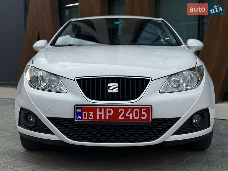 Хэтчбек SEAT Ibiza 2010 в Луцке фото 3 Хэтчбек SEAT Ibiza 2010 в Луцке