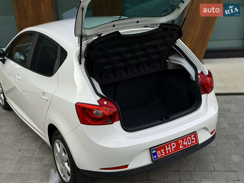 Хэтчбек SEAT Ibiza 2010 в Луцке фото 10 Хэтчбек SEAT Ibiza 2010 в Луцке