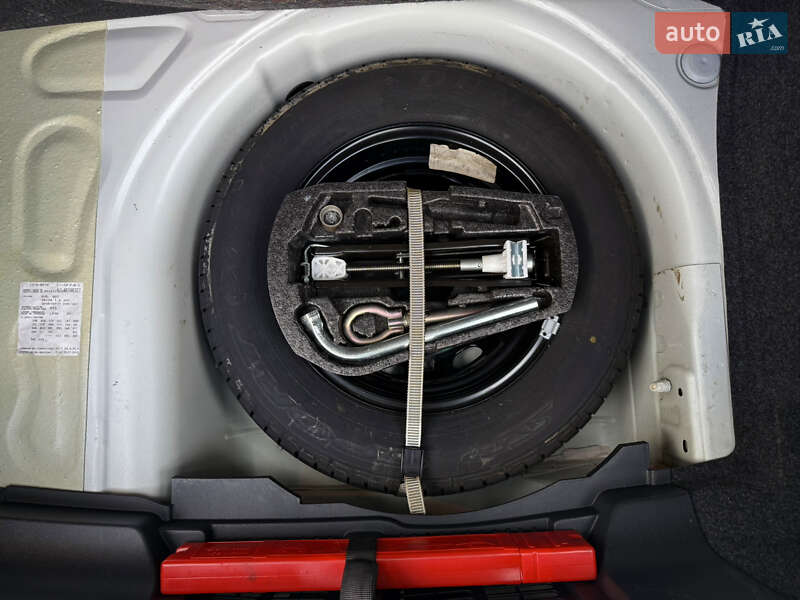 Хэтчбек SEAT Ibiza 2010 в Луцке фото 17 Хэтчбек SEAT Ibiza 2010 в Луцке