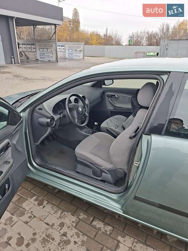 Хэтчбек SEAT Ibiza 2002 в Смеле фото 5 Хэтчбек SEAT Ibiza 2002 в Смеле