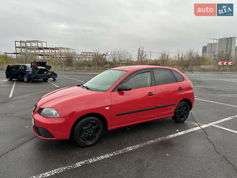 Хэтчбек SEAT Ibiza 2006 в Киеве фото 3 Хэтчбек SEAT Ibiza 2006 в Киеве