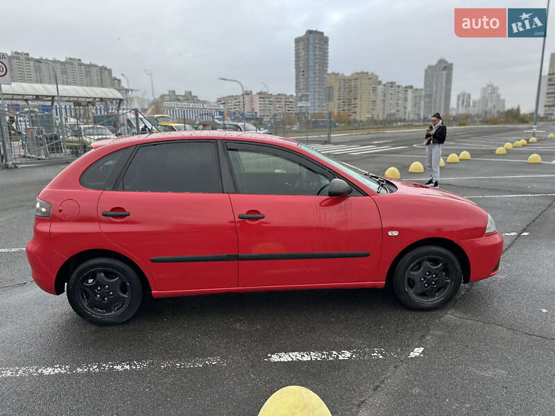 Хэтчбек SEAT Ibiza 2006 в Киеве фото 7 Хэтчбек SEAT Ibiza 2006 в Киеве