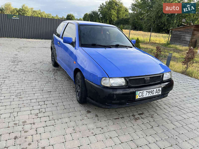 Хетчбек SEAT Ibiza 1996 в Сторожинці