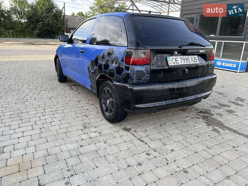 Хетчбек SEAT Ibiza 1996 в Сторожинці
